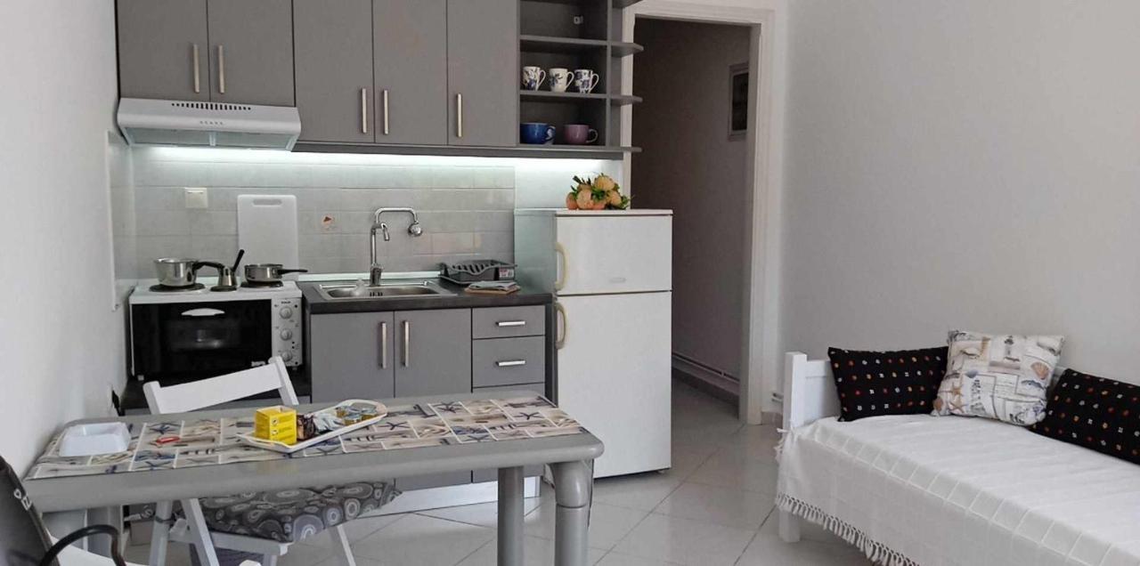 Andros Lighthouse Apartments Mesaria  Exterior foto